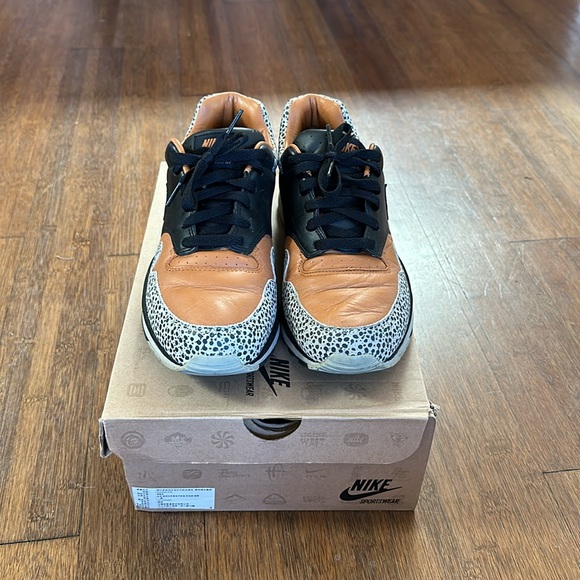 Nike Air Safari NRG size 10 532304-220 with original box - Picture 3 of 7